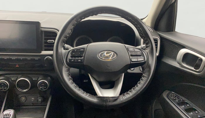 2019 Hyundai VENUE SX 1.0 (O) TURBO, Petrol, Manual, 1,20,117 km, Steering Wheel Close Up