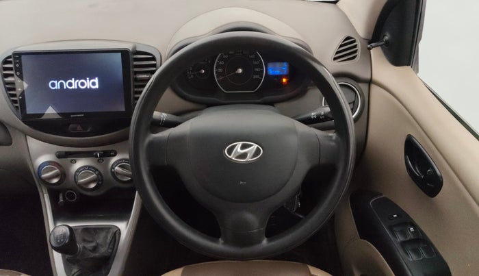 2014 Hyundai i10 MAGNA 1.1, Petrol, Manual, 79,970 km, Steering Wheel Close Up