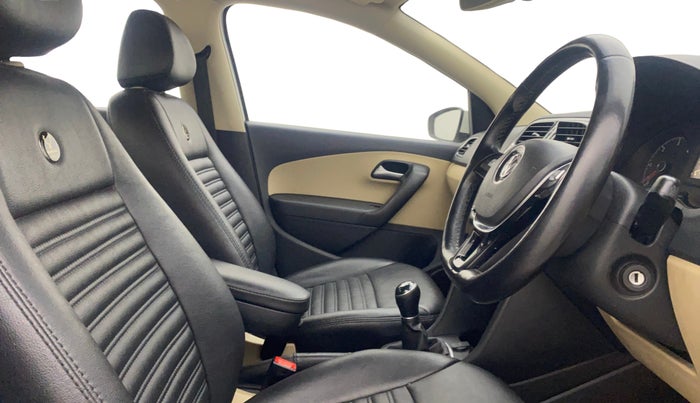 2016 Volkswagen Ameo HIGHLINE1.5L, Diesel, Manual, 85,591 km, Right Side Front Door Cabin