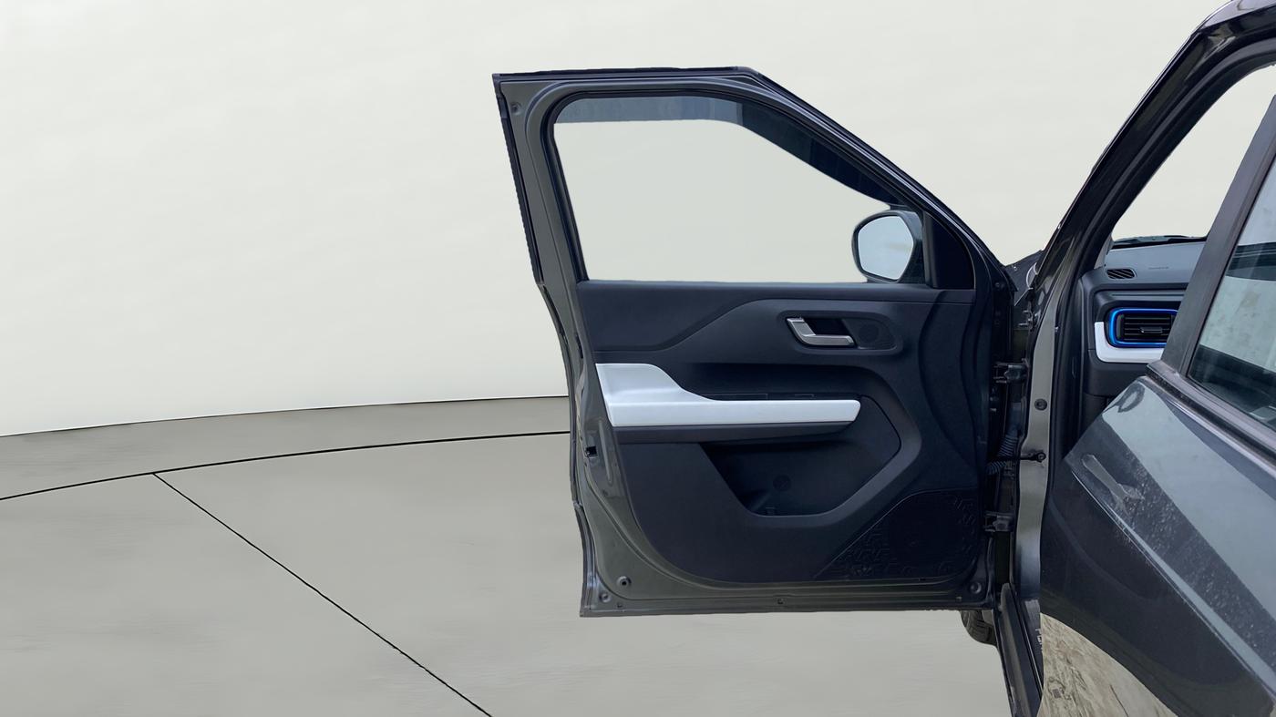 2024 Tata PUNCH Creative Dual Tone AMT Sunroof , Petrol, Automatic, 14,120 km, LHS Front Door