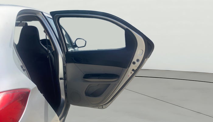 2016 Tata Tiago XM PETROL, Petrol, Manual, 55,611 km, RHS Rear Door