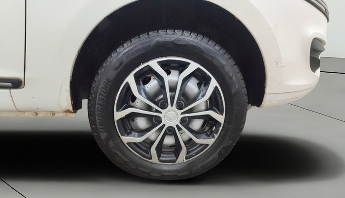 2019 Tata Zest XE PETROL, CNG, Manual, 72,673 km, Right Front Wheel