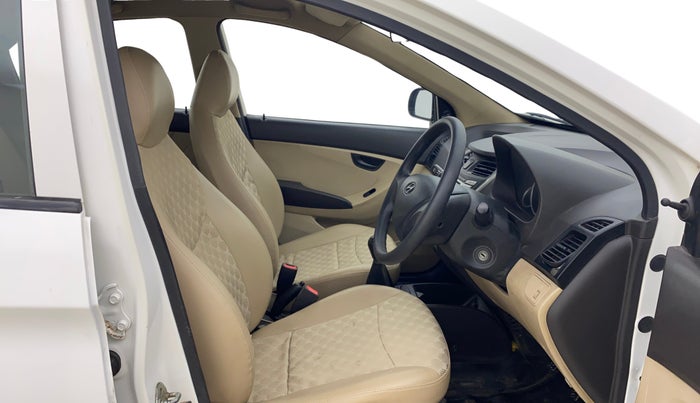 2018 Hyundai Eon MAGNA +, Petrol, Manual, 80,744 km, Right Side Front Door Cabin