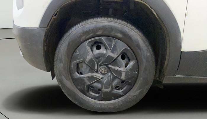 2022 Tata PUNCH ADVENTURE AMT, Petrol, Automatic, 30,374 km, Left Front Wheel