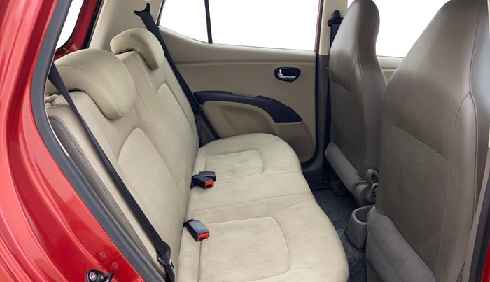 2013 Hyundai i10 ASTA 1.2 AT SUNROOF, Petrol, Automatic, 50,444 km, Right Side Rear Door Cabin