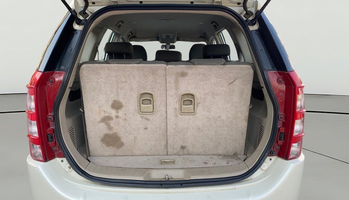 2017 Mahindra XUV500 W6, Diesel, Manual, 37,310 km, Boot Open Zoomed View