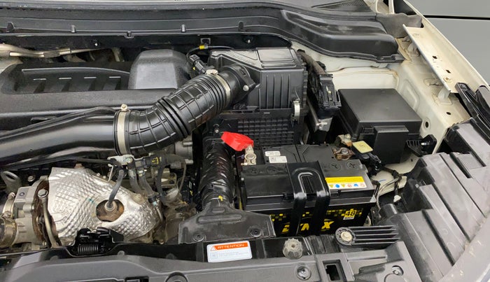 2022 Mahindra XUV300 W8 (O) 1.5 DIESEL, Diesel, Manual, 57,976 km, Engine View - Left