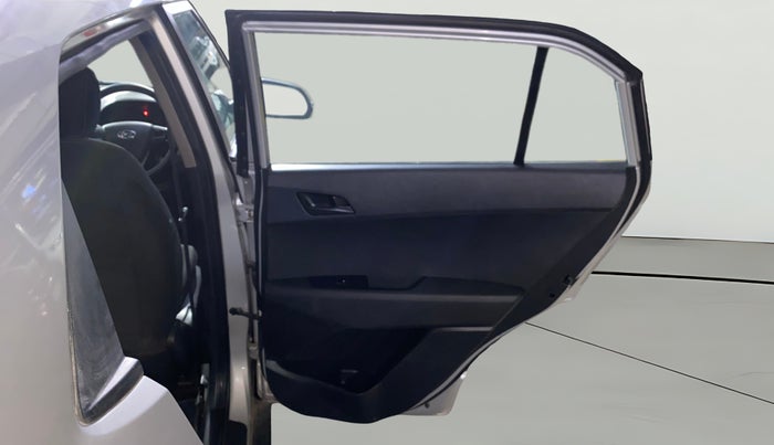 2016 Hyundai Creta S 1.6 PETROL, Petrol, Manual, 30,853 km, RHS Rear Door