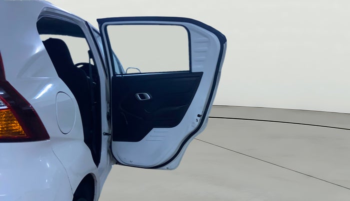 2018 Datsun Redi Go T(O) 1.0 AMT, Petrol, Automatic, 27,921 km, RHS Rear Door