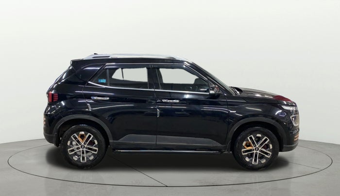 2023 Hyundai VENUE SX (O) 1.0 TURBO DCT, Petrol, Automatic, 15,243 km, Right Side View