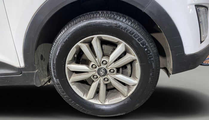 2017 Hyundai Creta SX PLUS 1.6 PETROL, Petrol, Manual, 73,888 km, Right Front Wheel