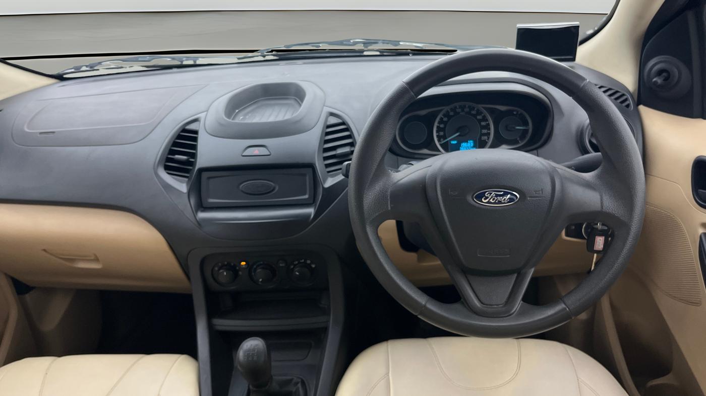 2016 Ford Figo Aspire AMBIENTE 1.2 PETROL, Petrol, Manual, 36,653 km, Steering Wheel Close Up
