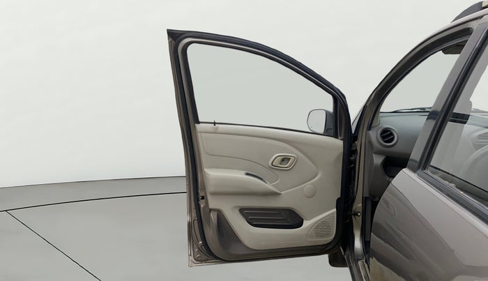 2016 Datsun Redi Go S, Petrol, Manual, 89,678 km, LHS Front Door