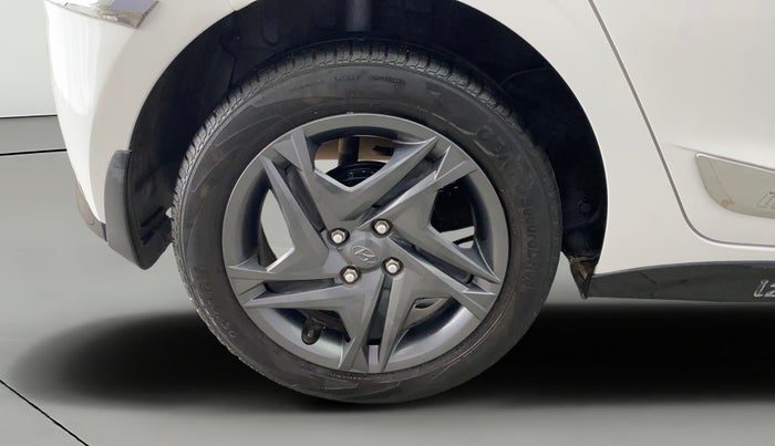 2021 Hyundai NEW I20 SPORTZ 1.0T GDI IMT, Petrol, Manual, 10,656 km, Right Rear Wheel