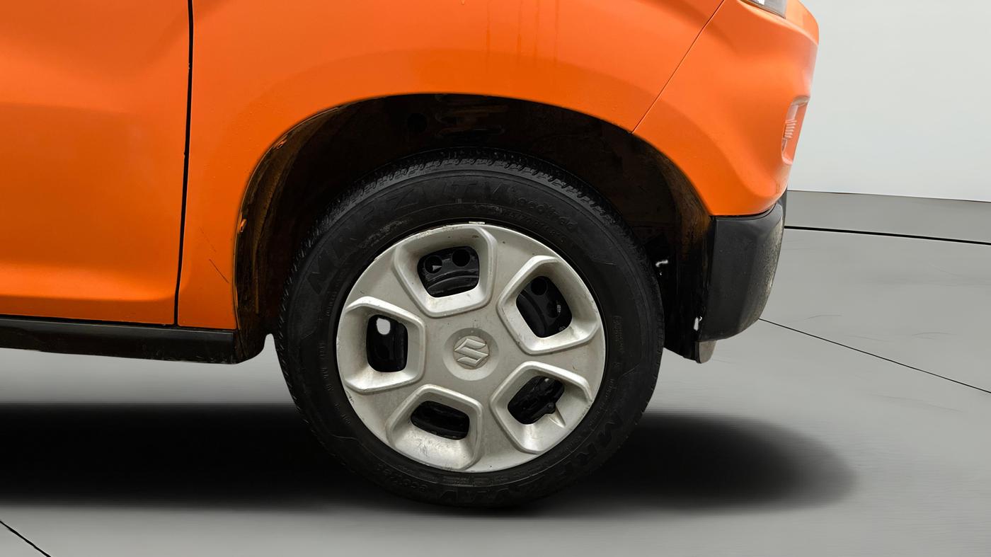 2019 Maruti S PRESSO VXI+, CNG, Manual, 57,087 km, Right Front Wheel
