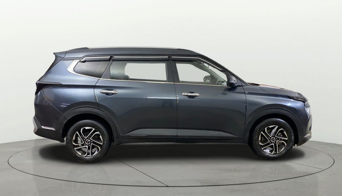 2022 KIA CARENS PRESTIGE PLUS 1.4 PETROL 7 STR, Petrol, Manual, 36,541 km, Right Side View