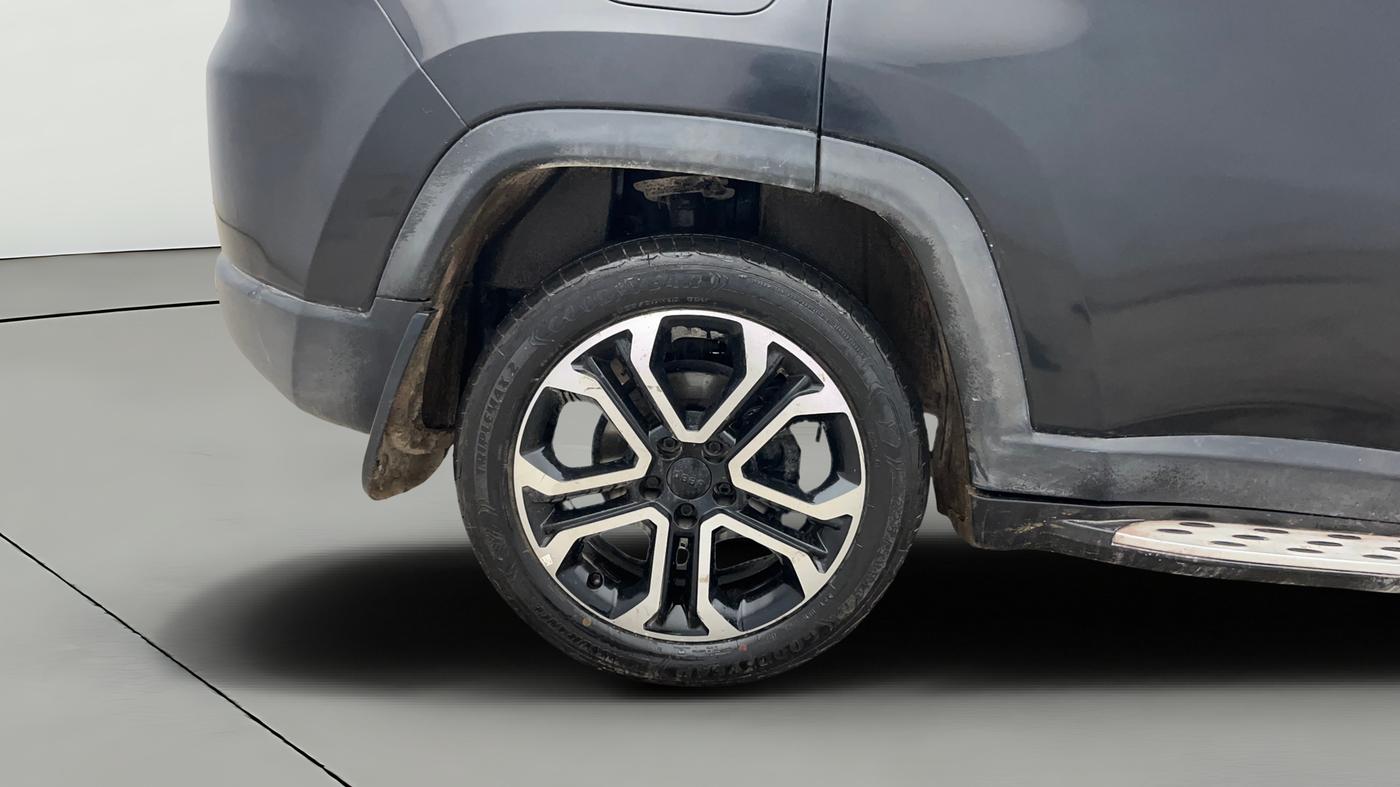 2020 Jeep Compass LIMITED PLUS PETROL AT, Petrol, Automatic, 64,162 km, Right Rear Wheel