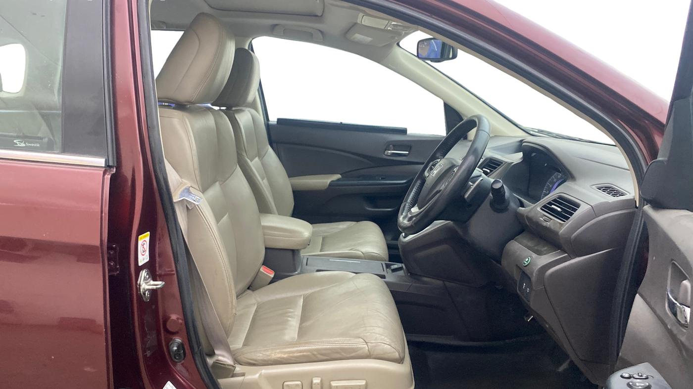 2015 Honda CRV 2.4L 4WD AVN AT, Petrol, Automatic, 1,38,424 km, Right Side Front Door Cabin