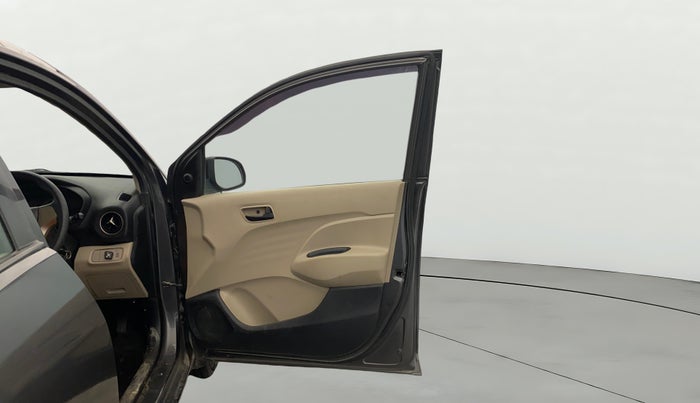 2019 Hyundai NEW SANTRO ERA EXECUTIVE, CNG, Manual, 46,959 km, RHS Front Door