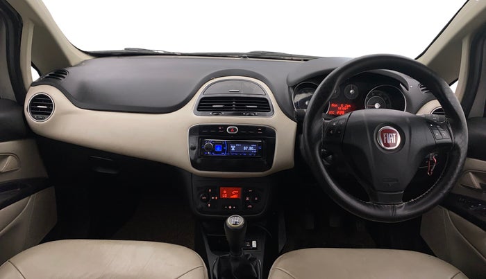 2015 Fiat Linea EMOTION 1.4 L T JET, Petrol, Manual, 52,130 km, Dashboard