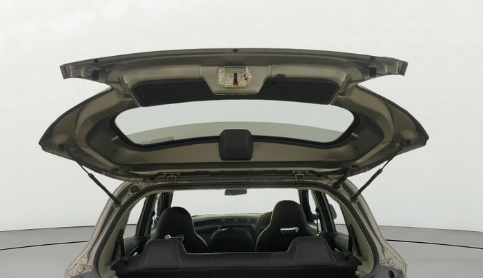 2017 Mahindra KUV 100 NXT K4+ P 6 STR, Petrol, Manual, 35,751 km, Boot Door Open