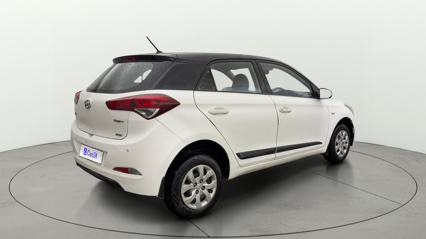 2015 Hyundai Elite i20 MAGNA 1.2, CNG, Manual, 62,225 km, Right Back Diagonal