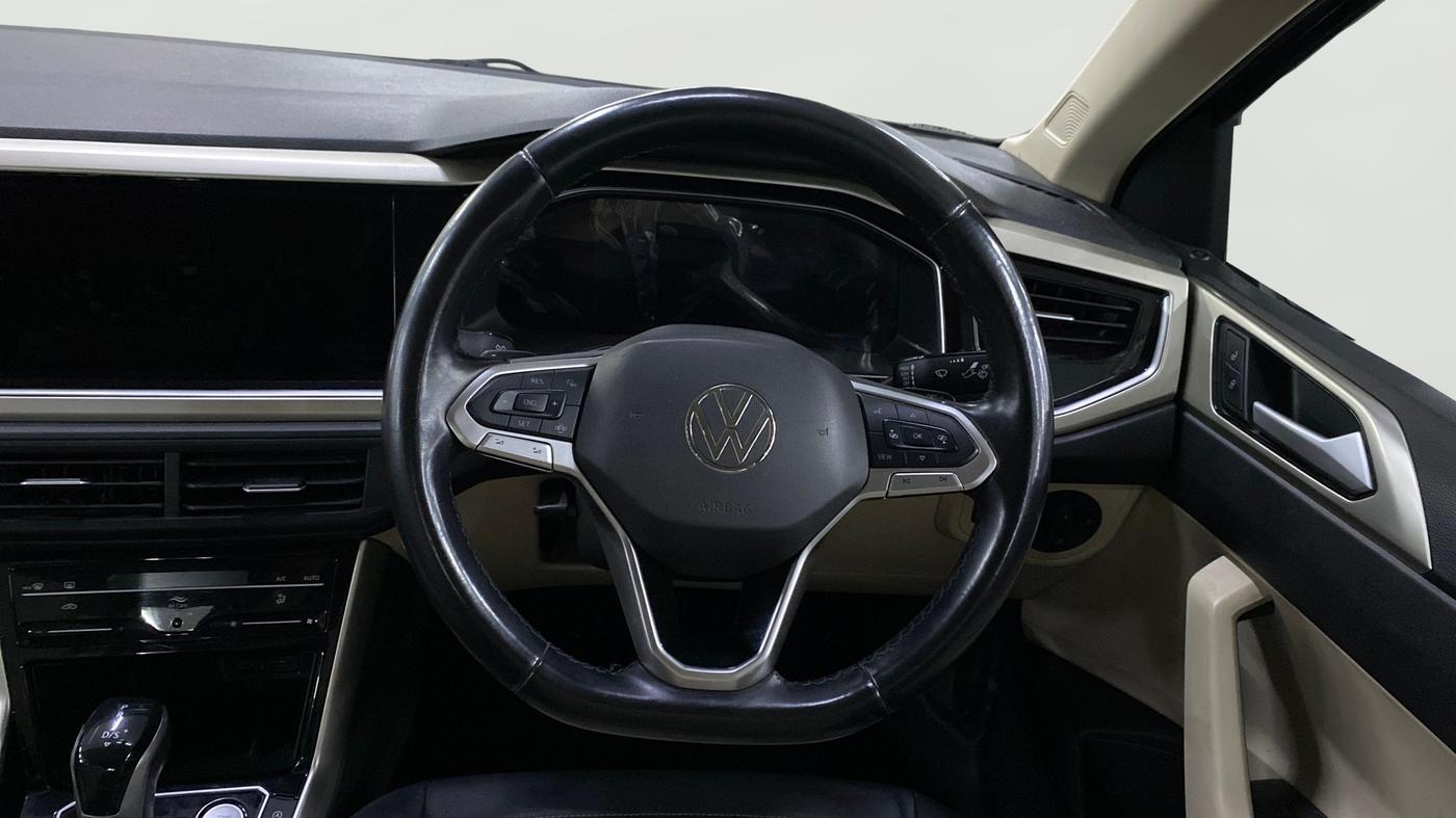 2024 Volkswagen VIRTUS TOPLINE TSI 1.0 AT, Petrol, Automatic, 53,700 km, Steering Wheel Close Up