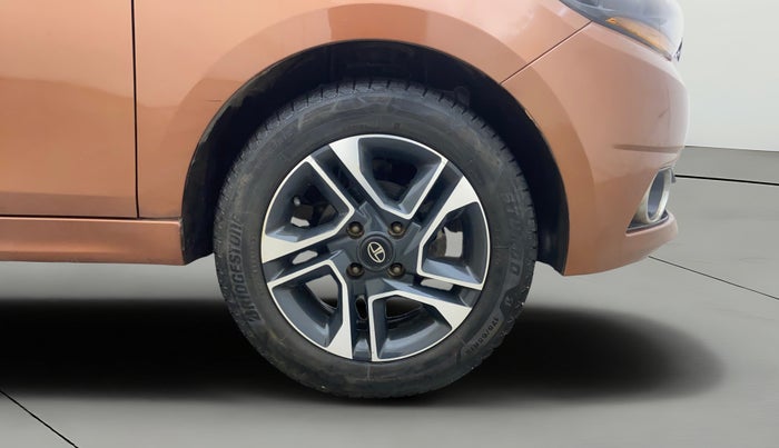 2017 Tata TIGOR XZ (O) PETROL, Petrol, Manual, 1,34,427 km, Right Front Wheel