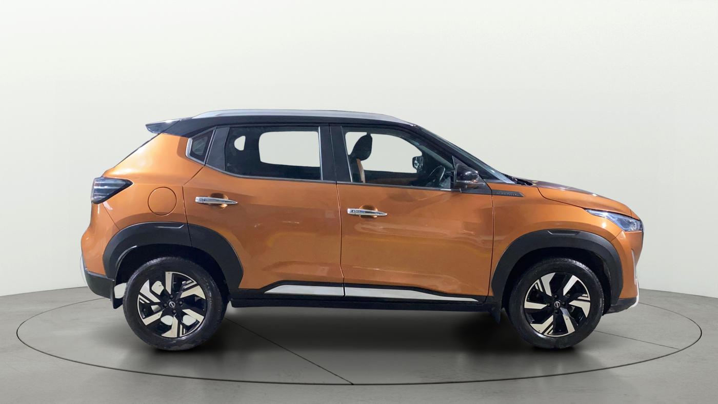 2024 Nissan MAGNITE Tekna Plus 1.0 Petrol MT, Petrol, Manual, 14,642 km, Right Side View