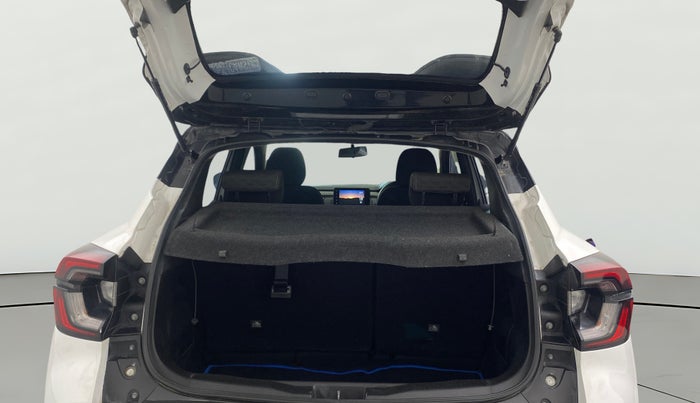 2022 Renault Kiger RXZ MT DUAL TONE, Petrol, Manual, 43,205 km, Boot Open Zoomed View