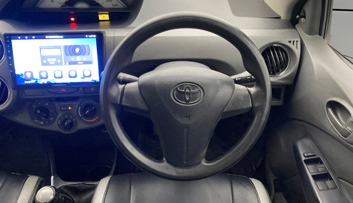 2013 Toyota Etios G, Petrol, Manual, 1,25,001 km, Steering Wheel Close Up