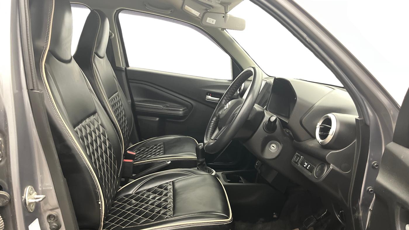 2023 Maruti Celerio VXI CNG, CNG, Manual, 35,521 km, Right Side Front Door Cabin