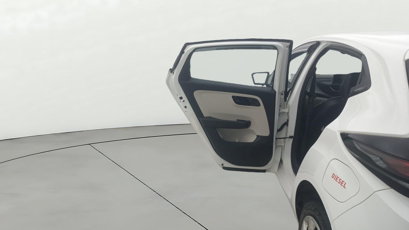 2024 Tata ALTROZ XM Plus (S) Diesel, Diesel, Manual, 45,880 km, LHS Rear Door