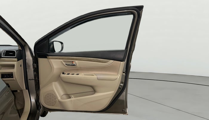 2020 Maruti Ciaz DELTA 1.5 SHVS MT PETROL, Petrol, Manual, 24,200 km, RHS Front Door