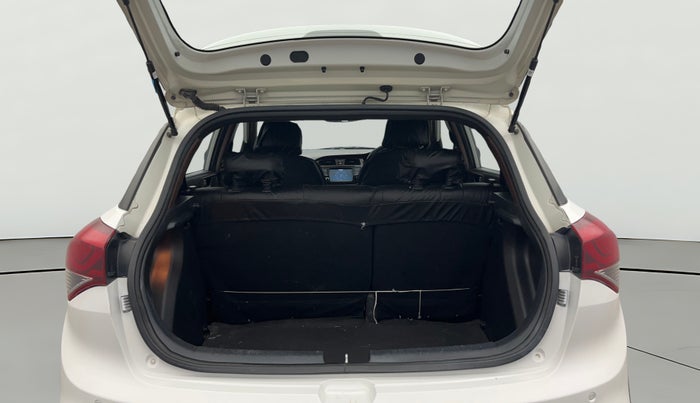 2017 Hyundai i20 Active 1.2 SX, Petrol, Manual, 71,920 km, Boot Open Zoomed View