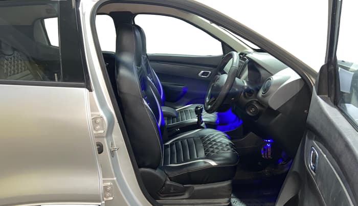 2019 Renault Kwid RXT 1.0 (O), Petrol, Manual, 82,935 km, Right Side Front Door Cabin