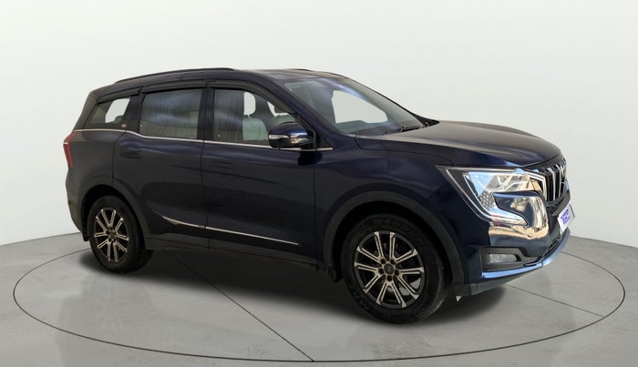 2022 Mahindra XUV700 AX 7 LUXURY D MT 7 STR, Diesel, Manual, 39,656 km, Right Front Diagonal