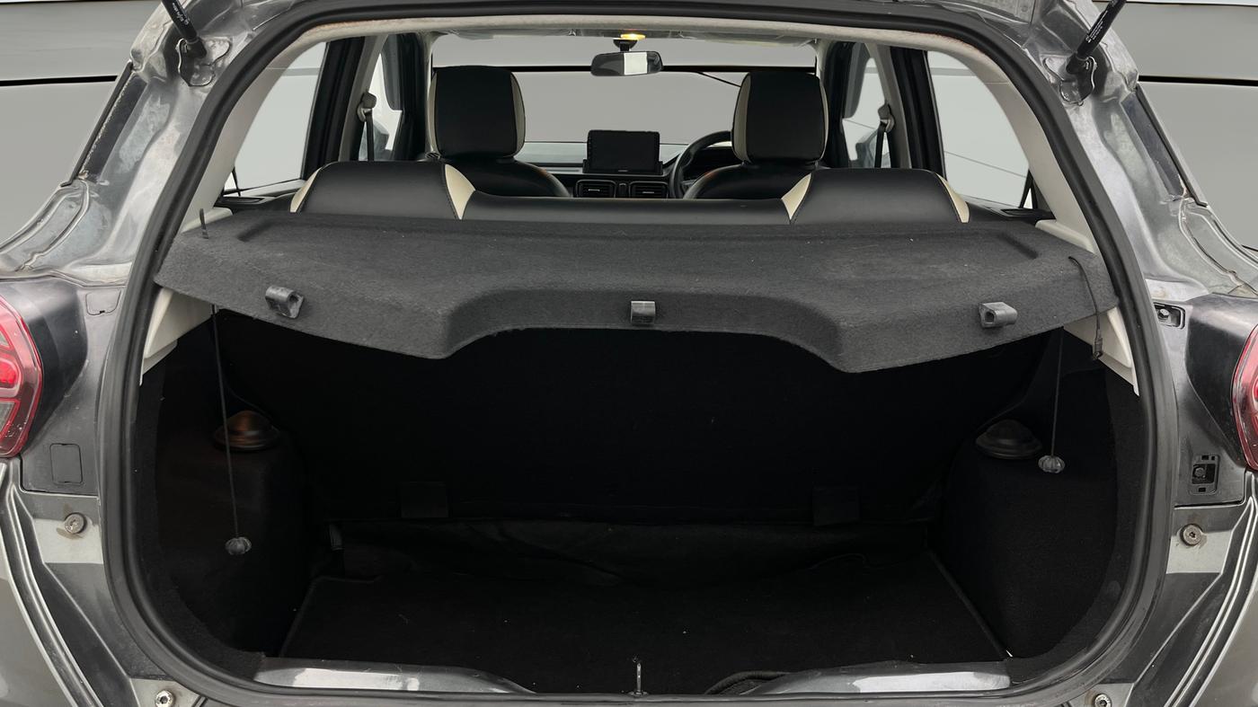 2022 Tata PUNCH ADVENTURE AMT, Petrol, Automatic, 24,678 km, Boot Open Zoomed View