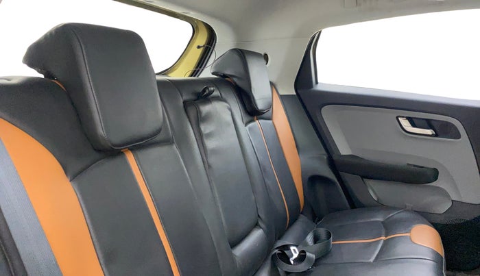 2020 Tata ALTROZ XZ PETROL, Petrol, Manual, 15,509 km, Right Side Rear Door Cabin