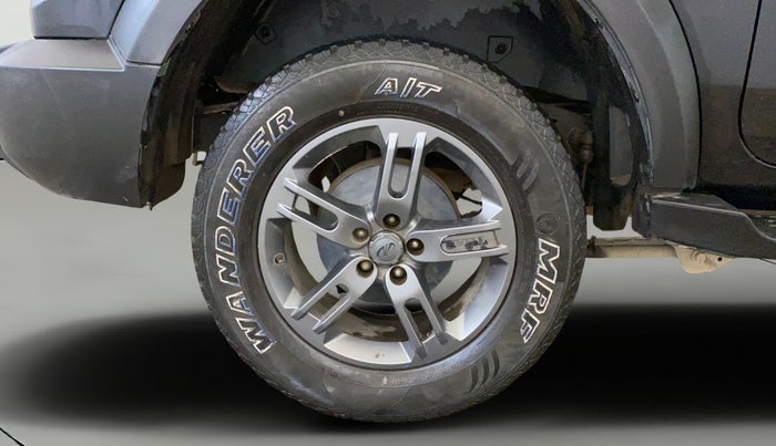 2021 Mahindra Thar LX  P 4WD AT CONVERTIBLE, Petrol, Automatic, 59,823 km, Right Rear Wheel