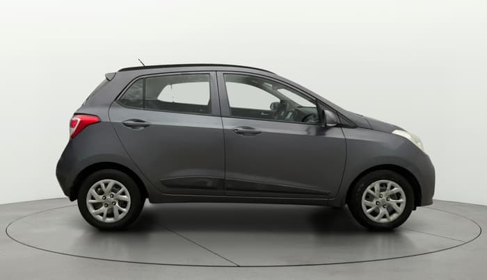 2017 Hyundai Grand i10 SPORTZ (O) 1.2 KAPPA VTVT, Petrol, Manual, 54,543 km, Right Side View