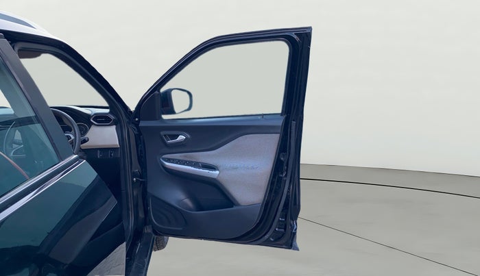 2023 Nissan MAGNITE XL, Petrol, Manual, 35,881 km, RHS Front Door