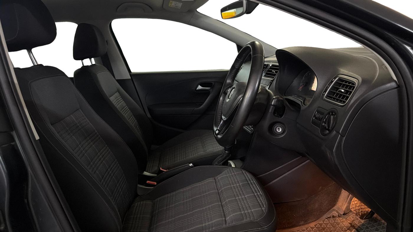 2021 Volkswagen Polo 1.0 GT TSI AT, Petrol, Automatic, 48,163 km, Right Side Front Door Cabin