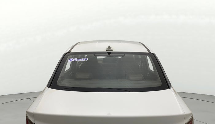 2021 Hyundai AURA SX 1.2, Petrol, Manual, 1,16,017 km, Rear Windshield