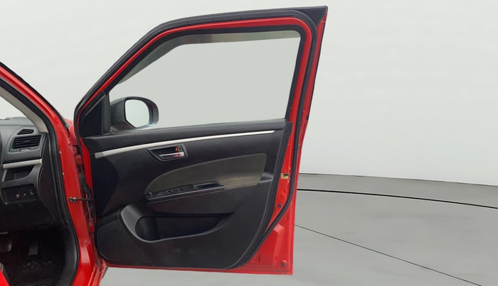 2016 Maruti Swift VDI (O), Diesel, Manual, 73,930 km, RHS Front Door