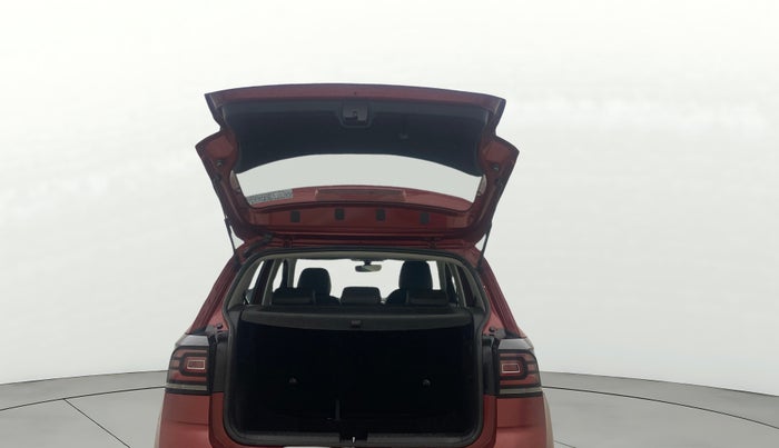 2022 Volkswagen TAIGUN TOPLINE 1.0 TSI AT, Petrol, Automatic, 44,181 km, Boot Door Open