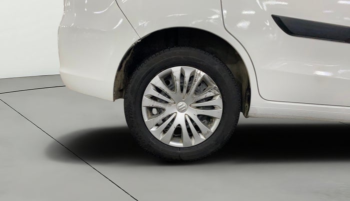 2014 Maruti Ertiga VDI, Diesel, Manual, 83,220 km, Right Rear Wheel