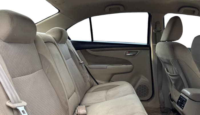 2018 Maruti Ciaz DELTA 1.5 SHVS MT PETROL, Petrol, Manual, 90,868 km, Right Side Rear Door Cabin