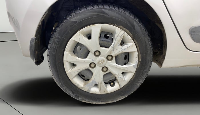 2015 Hyundai Grand i10 SPORTZ 1.2 KAPPA VTVT, Petrol, Manual, 73,343 km, Right Rear Wheel