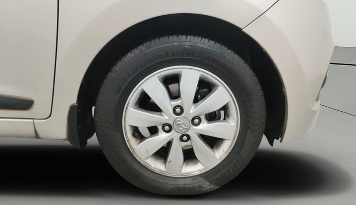 2014 Hyundai Xcent S (O) 1.2, Petrol, Manual, 1,03,307 km, Right Front Wheel